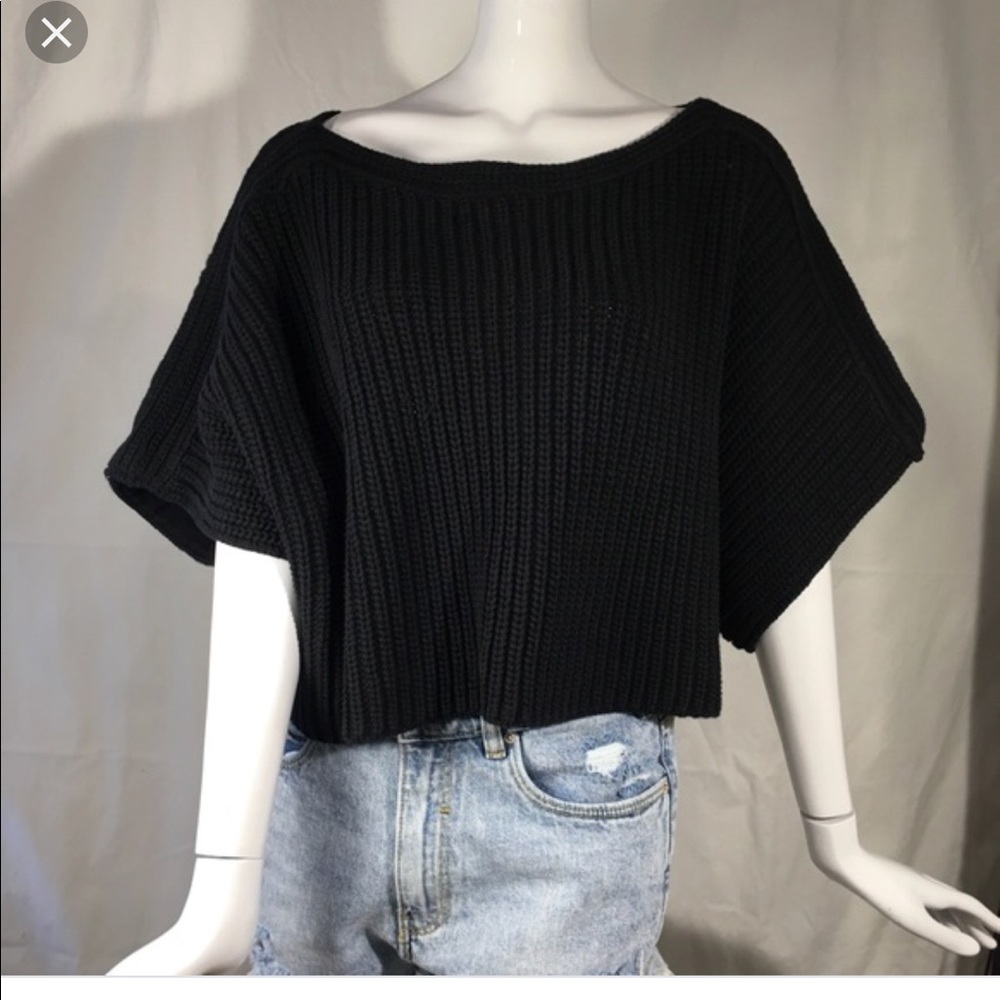 Moth ribbed crop sweater